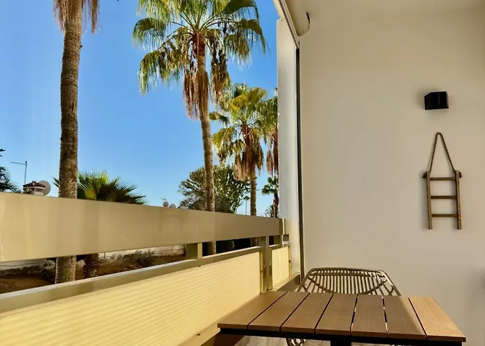 Apartment Tinache House